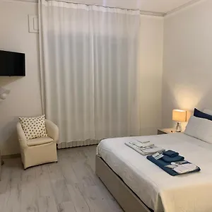 Train Station Apartment Pisa