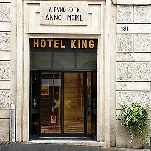Otel King, Roma