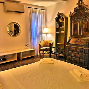 Ruga Giuffa Apartment Venice